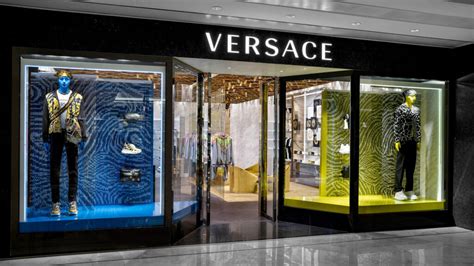 versace lavora con noii|versace job openings.